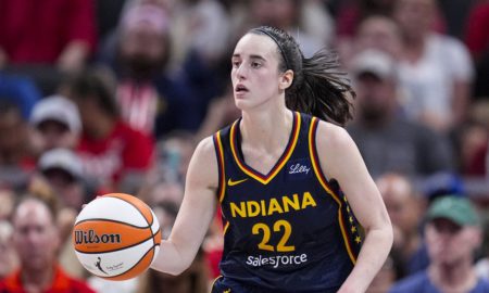 Η Κέιτλιν Κλαρκ πήρε τον τίτλο της WNBA Rookie of the Year