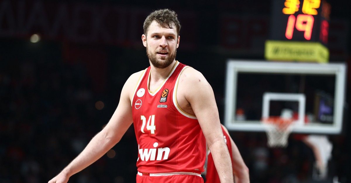 Βεζένκοβ: "Θα ψήφιζα τον Ναν για MVP της EuroLeague, δεν είπα στον Μπαρτζώκα άσε με"